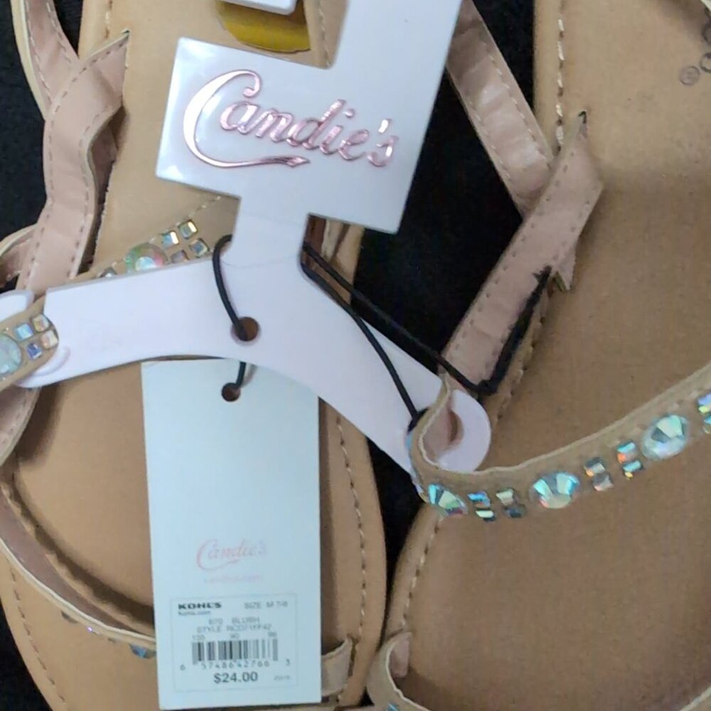 Candie's Sandals - Picture 2 of 4